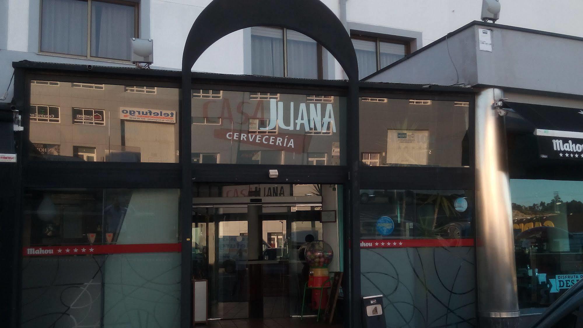 Hostal Casa Juana A Coruna Bagian luar foto